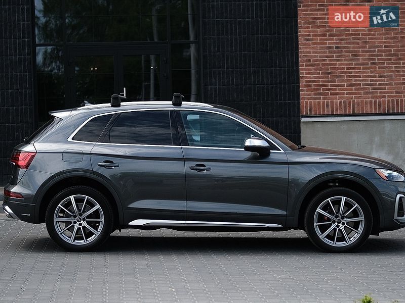 Внедорожник / Кроссовер Audi SQ5 2021 в Ровно
