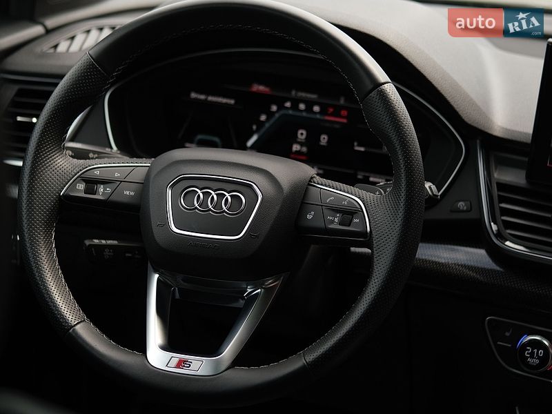 Внедорожник / Кроссовер Audi SQ5 2021 в Ровно