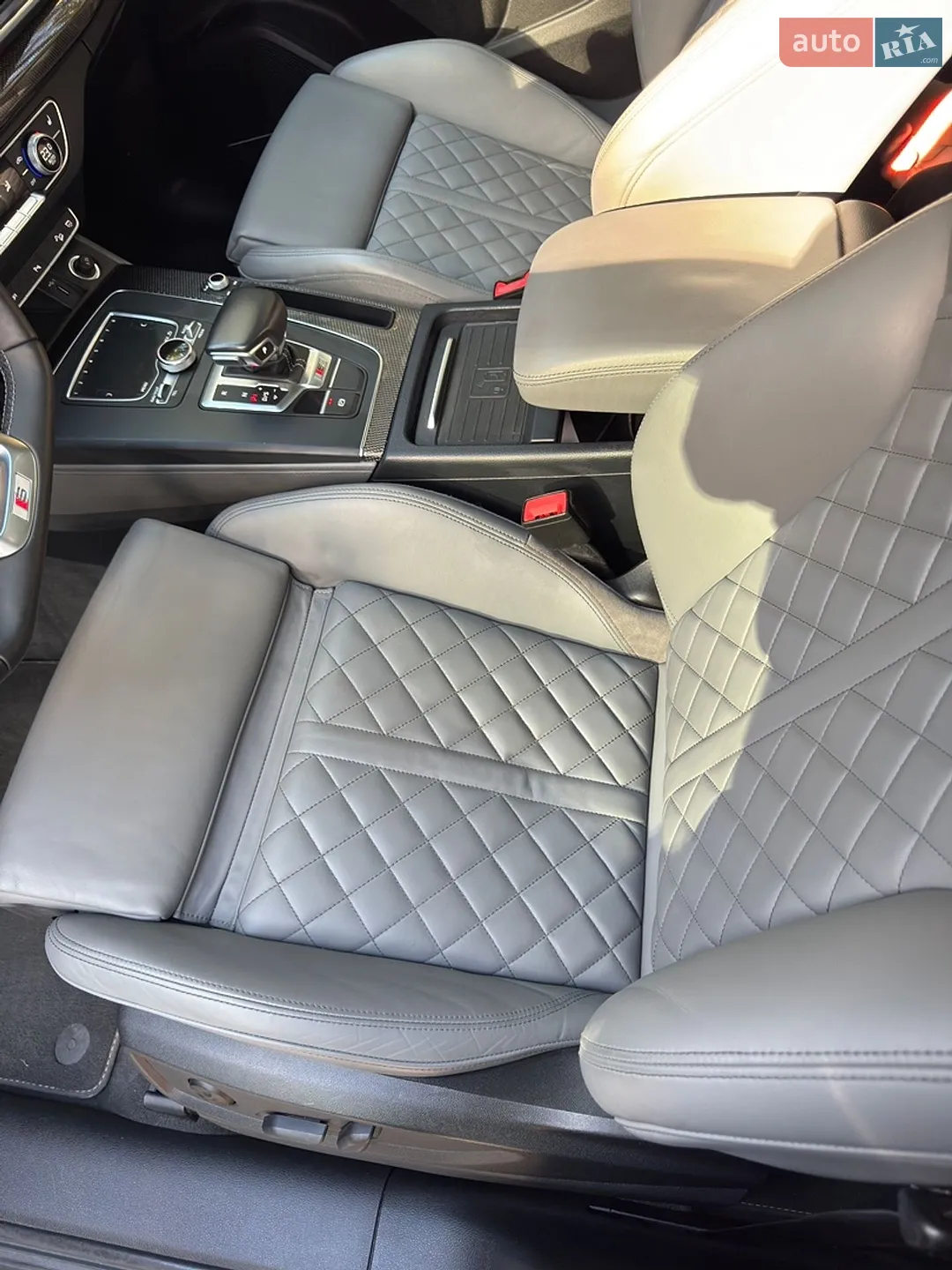 2018 Audi SQ5 - мініатюра 12