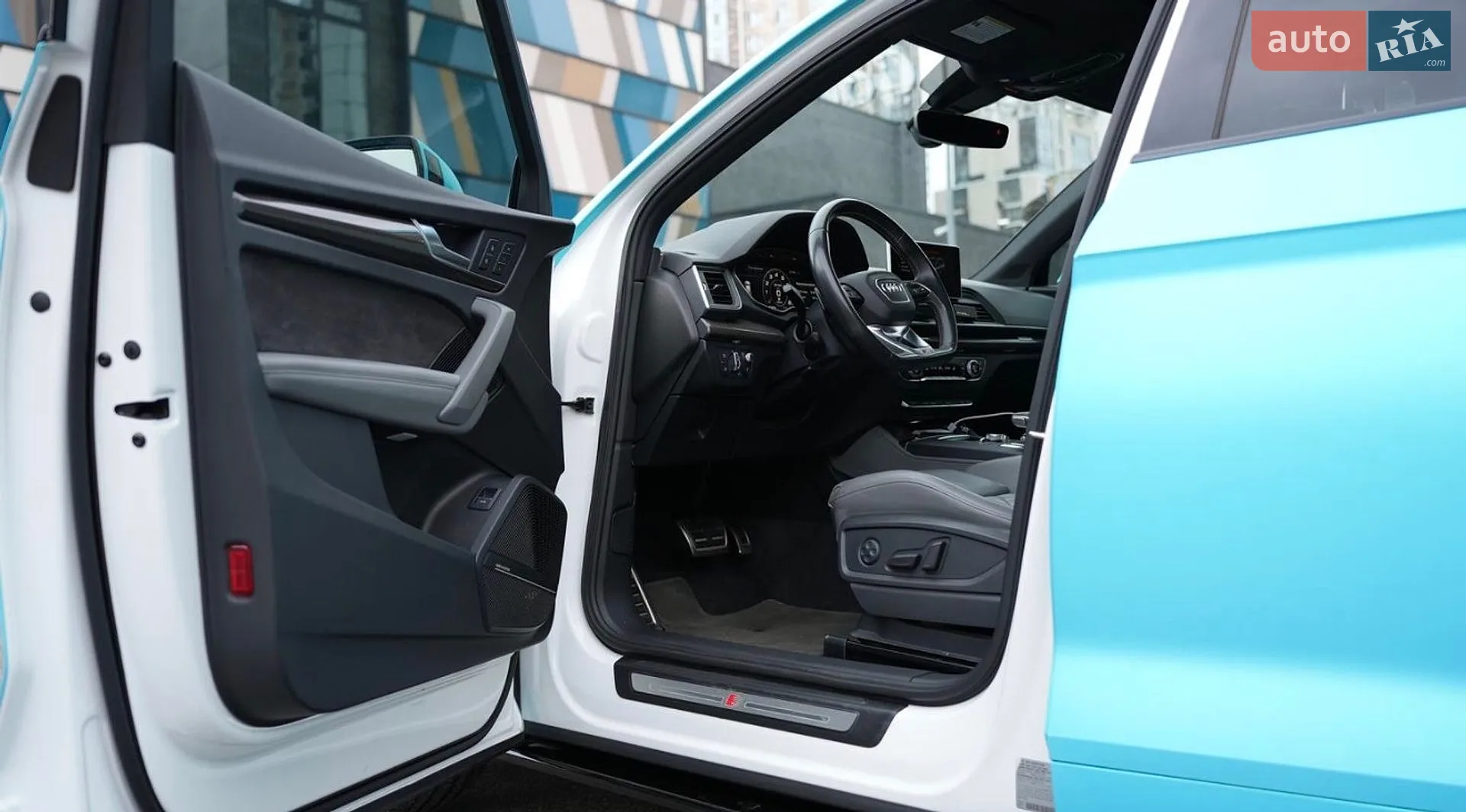 2018 Audi SQ5 - мініатюра 11