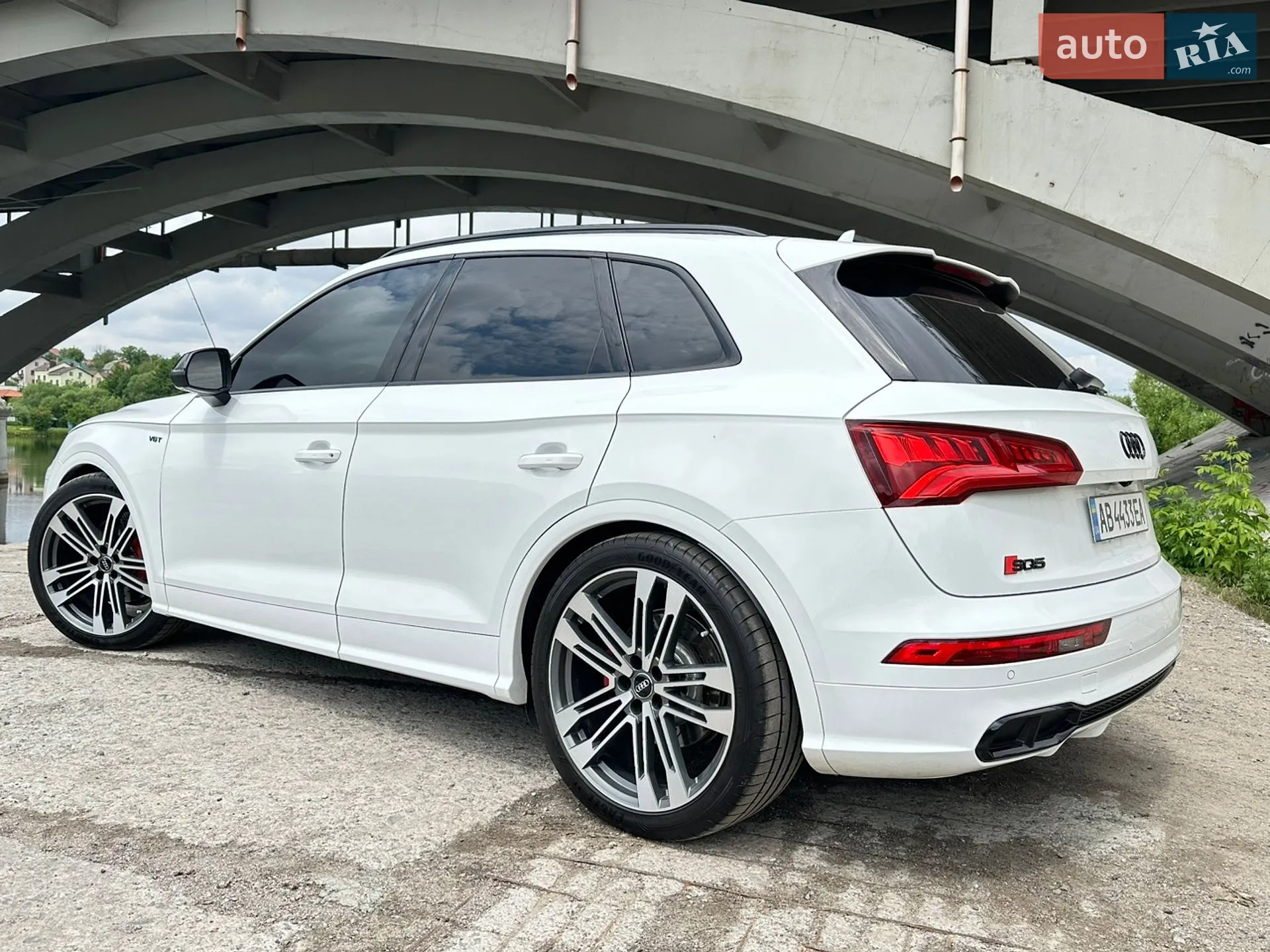 2017 Audi SQ5 - мініатюра 10