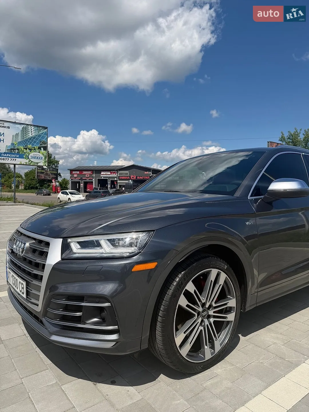 2018 Audi SQ5 - мініатюра 2