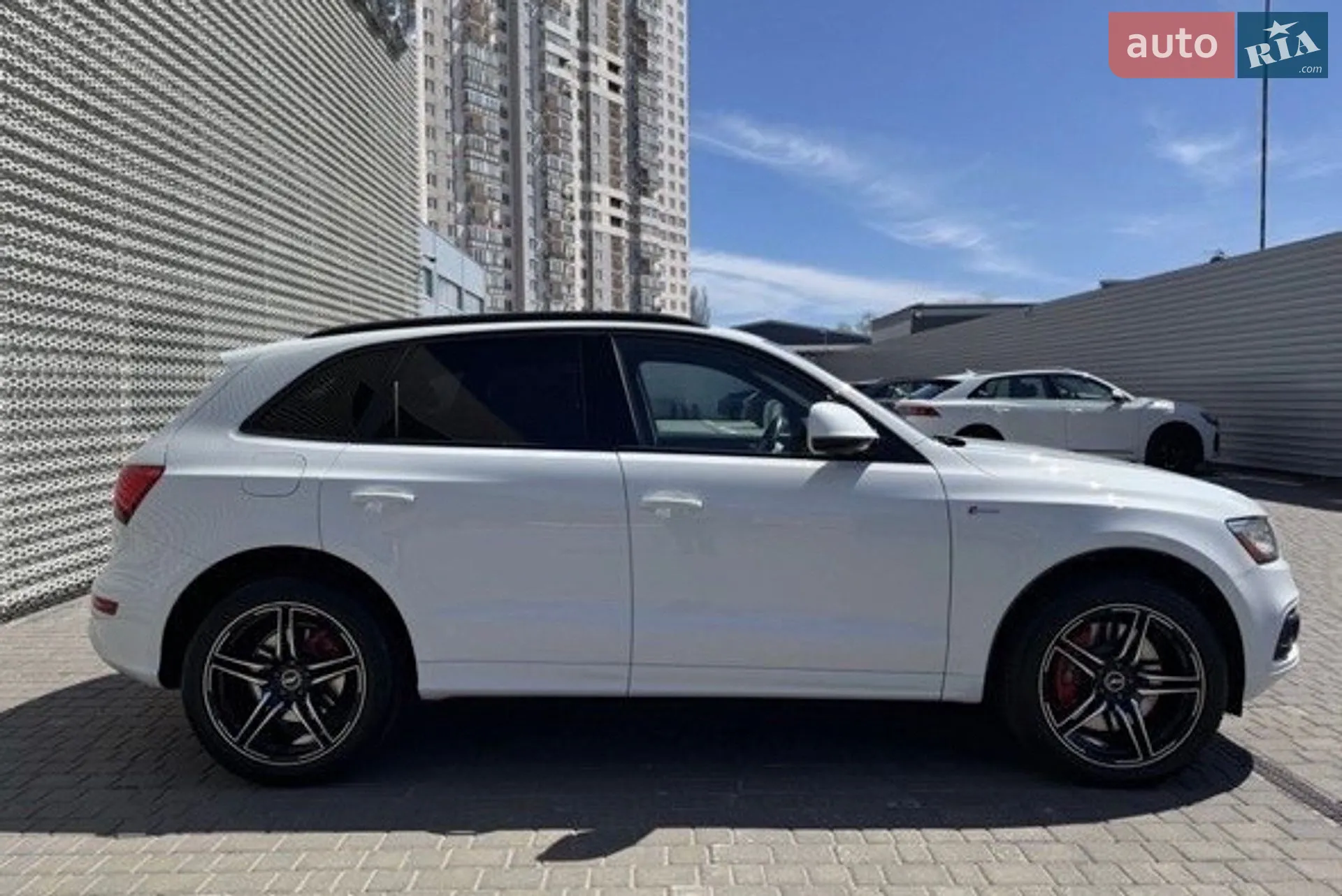 2016 Audi SQ5 - мініатюра 2