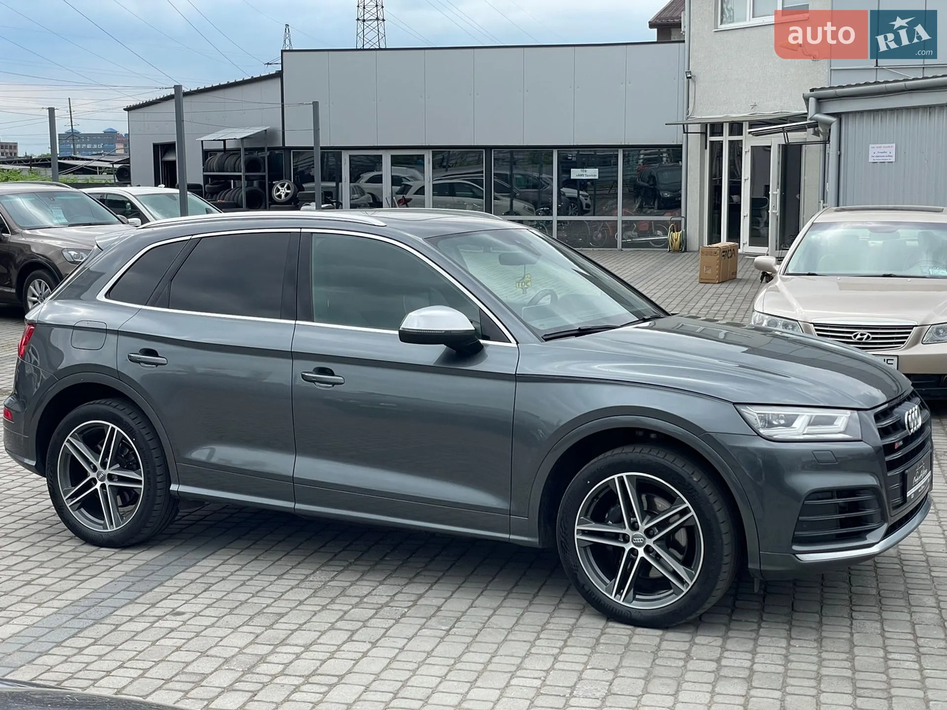 2020 Audi SQ5 - мініатюра 5