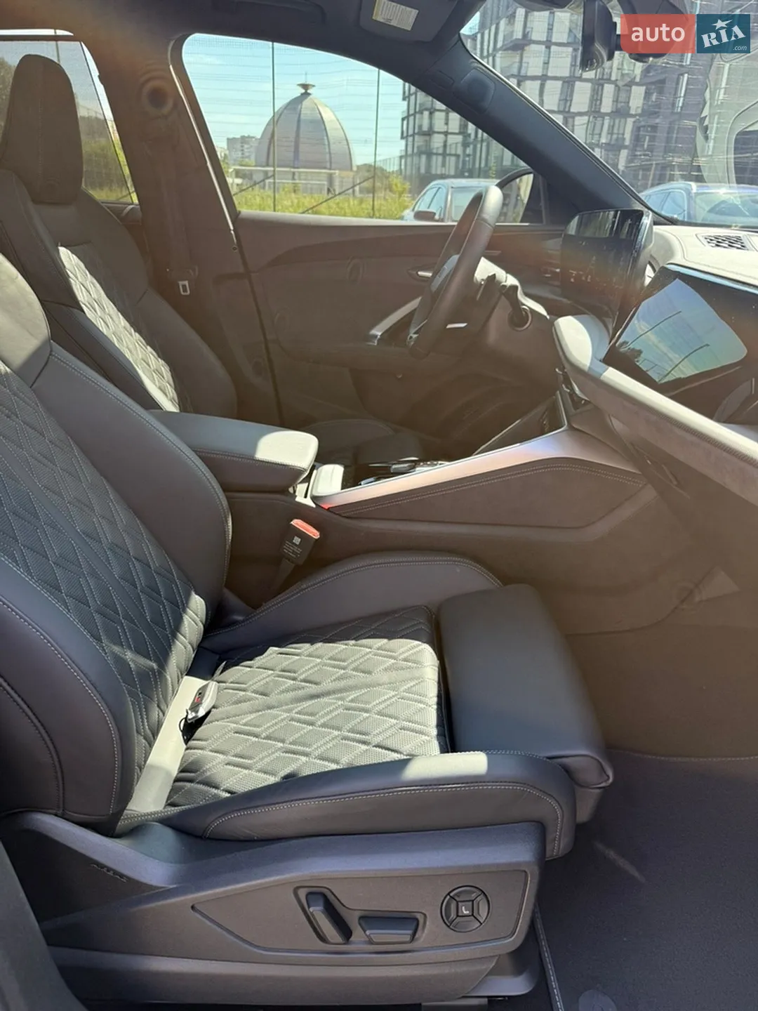 2025 Audi SQ5 - мініатюра 29
