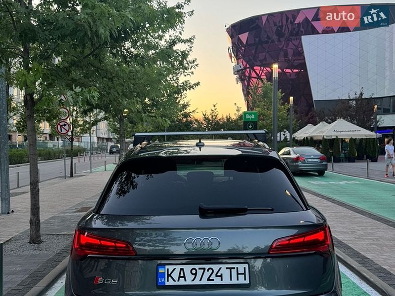 Внедорожник / Кроссовер Audi SQ5 2020 в Киеве