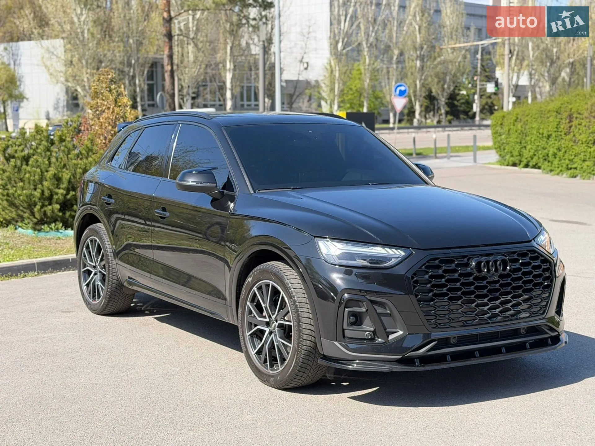 2022 Audi SQ5 - фото 1