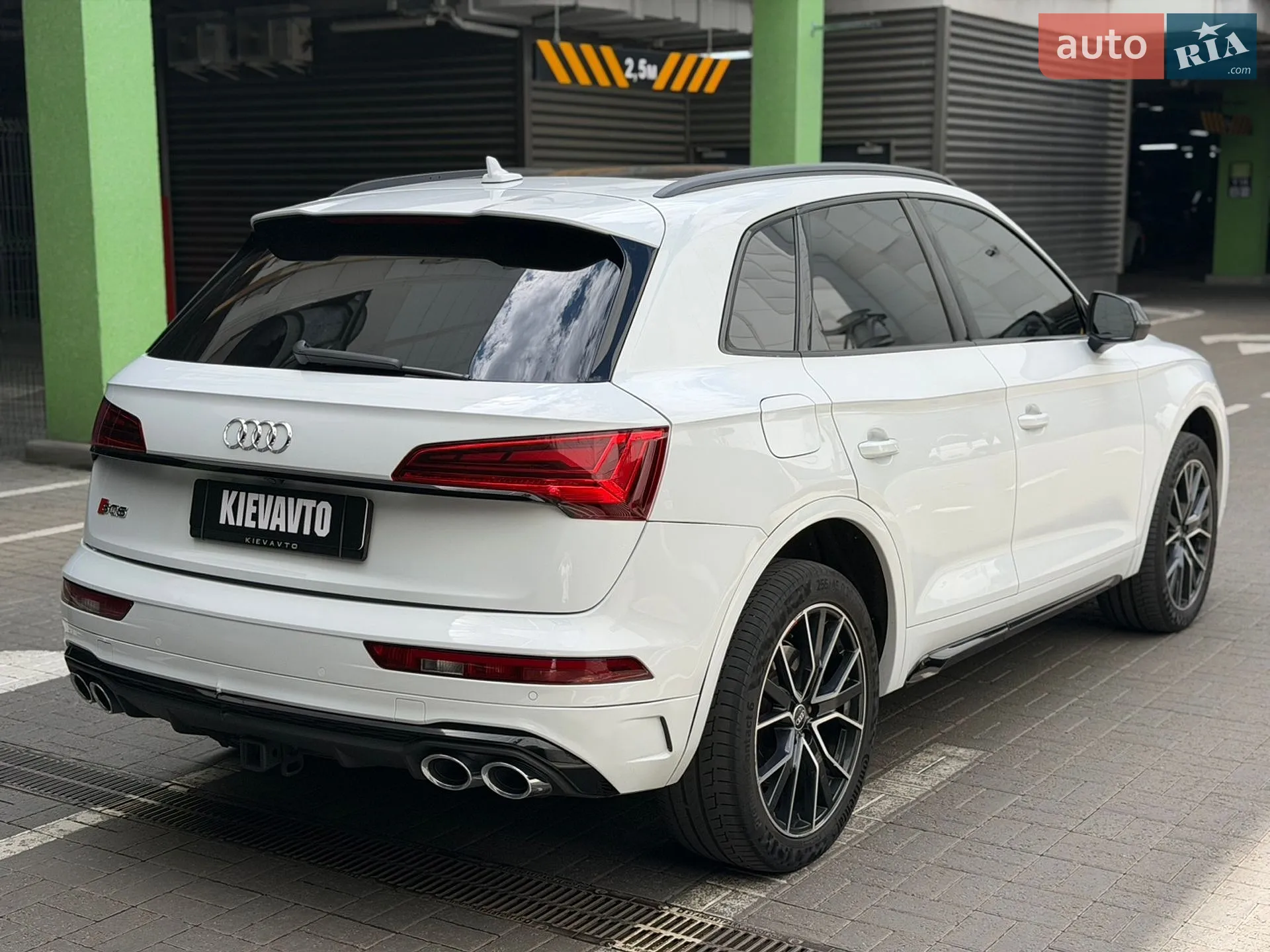 2020 Audi SQ5 - мініатюра 3