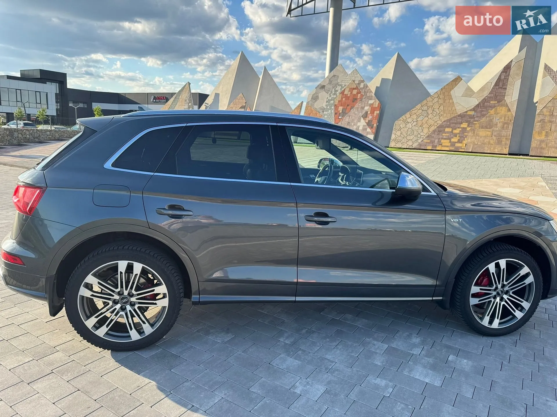 2018 Audi SQ5 - мініатюра 5