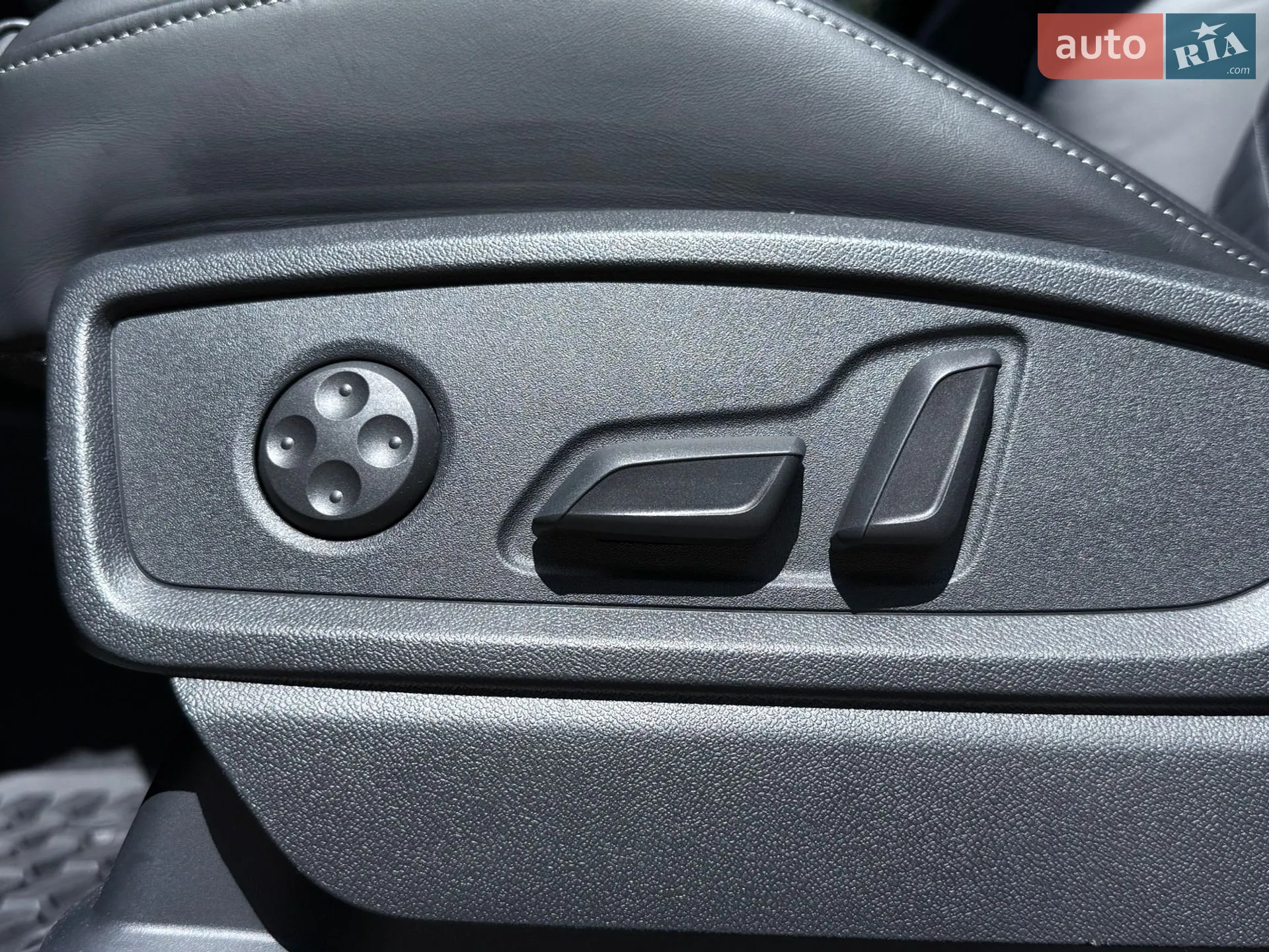 2023 Audi SQ5 - мініатюра 42