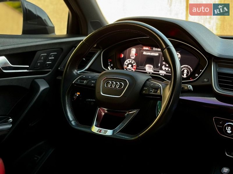 Внедорожник / Кроссовер Audi SQ5 2018 в Харькове
