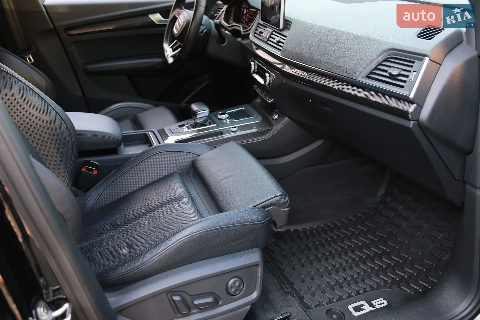 2018 Audi SQ5 - мініатюра 15