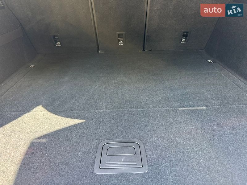 Позашляховик / Кросовер Audi SQ5 2023 в Дніпрі