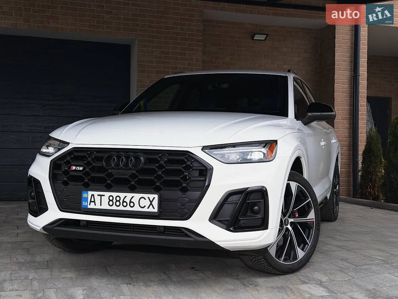 2020 Audi SQ5 - мініатюра 2