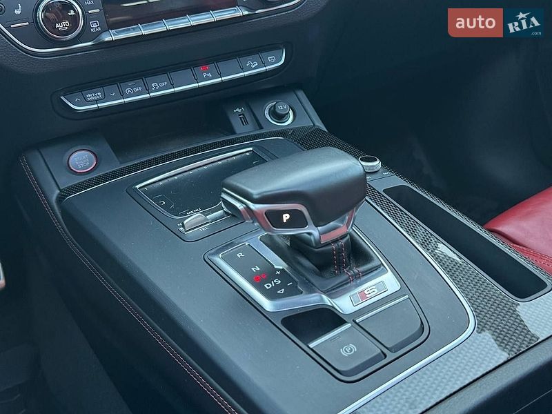 Позашляховик / Кросовер Audi SQ5 2018 в Києві фото 16 Позашляховик / Кросовер Audi SQ5 2018 в Києві