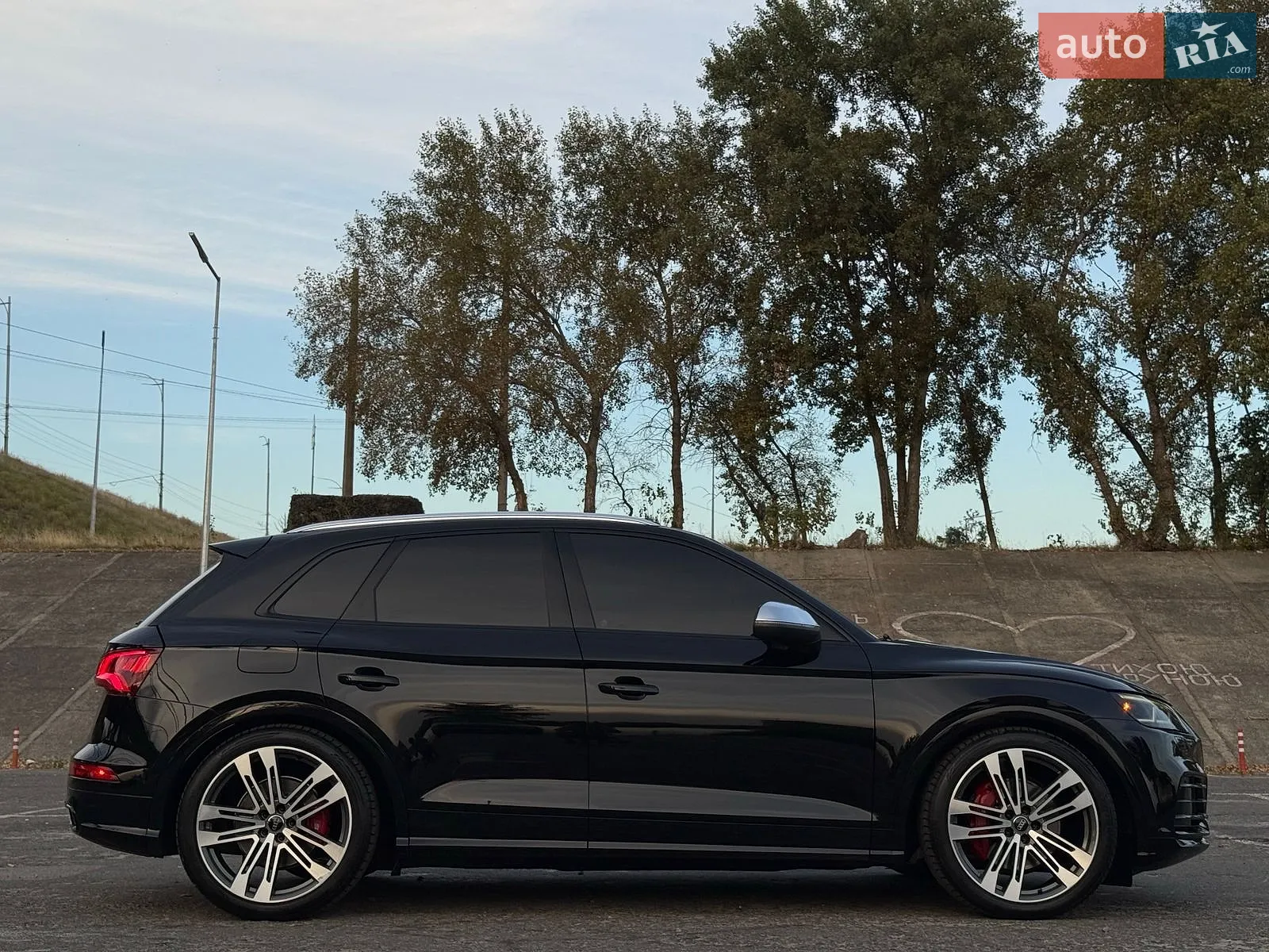 2017 Audi SQ5 - мініатюра 9