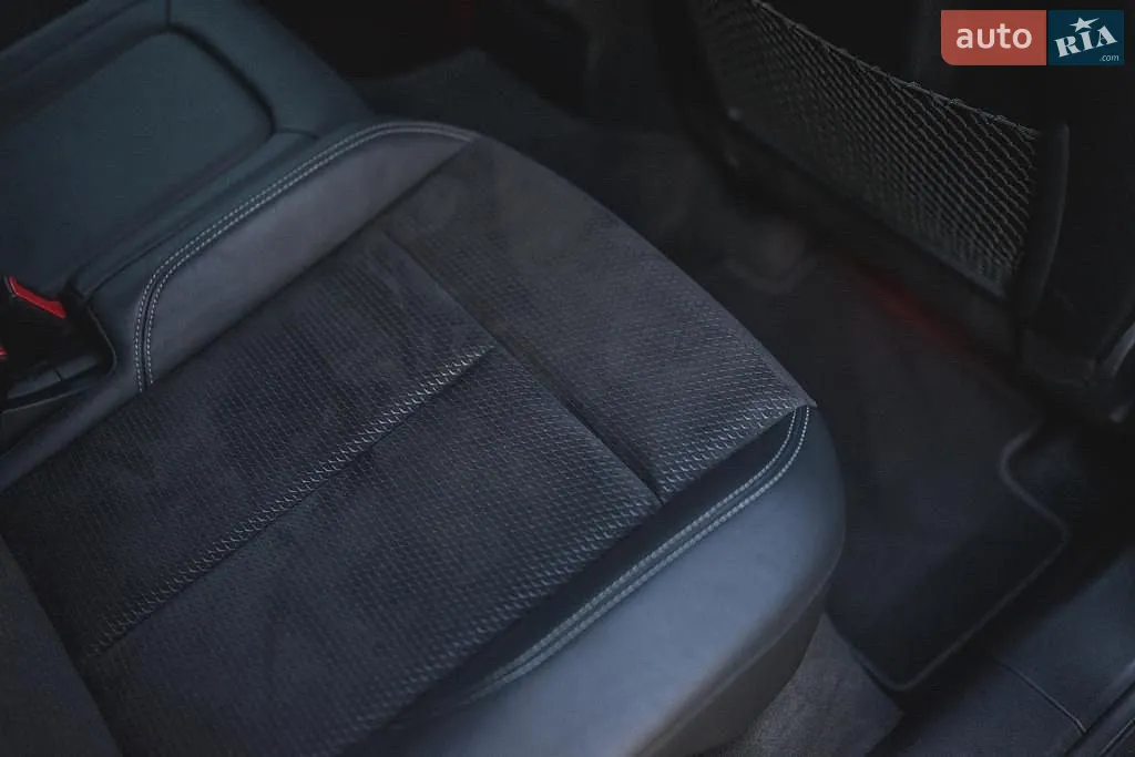 2019 Audi SQ5 - мініатюра 113