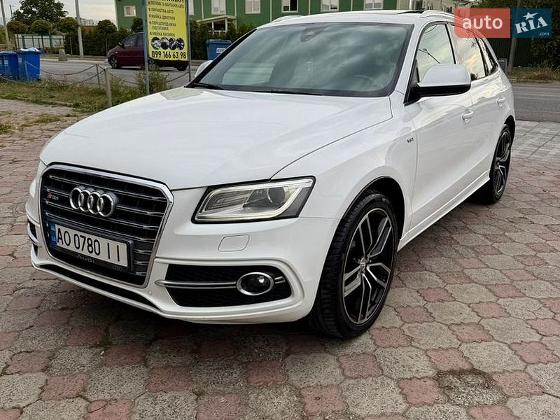 Внедорожник / Кроссовер Audi SQ5 2013 в Мукачево