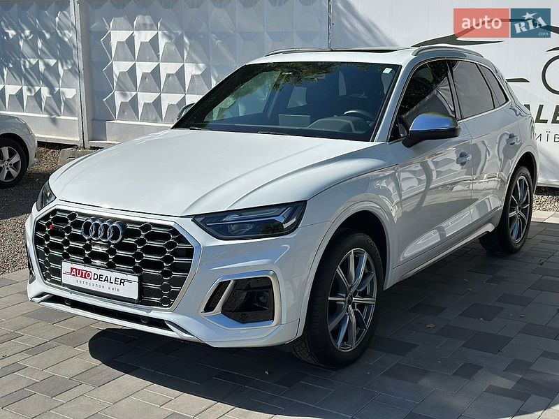 Позашляховик / Кросовер Audi SQ5 2020 в Києві