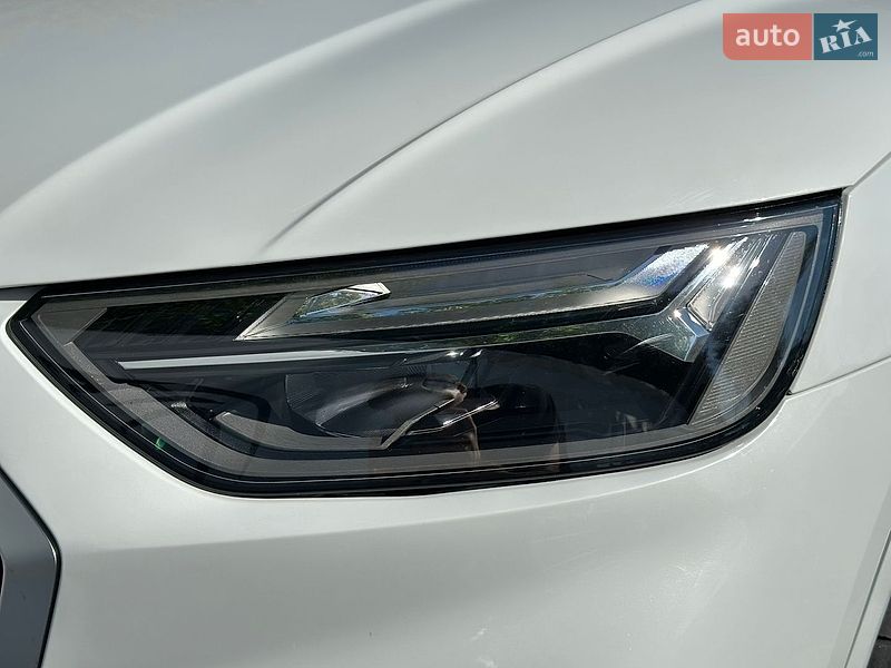 Позашляховик / Кросовер Audi SQ5 2020 в Києві
