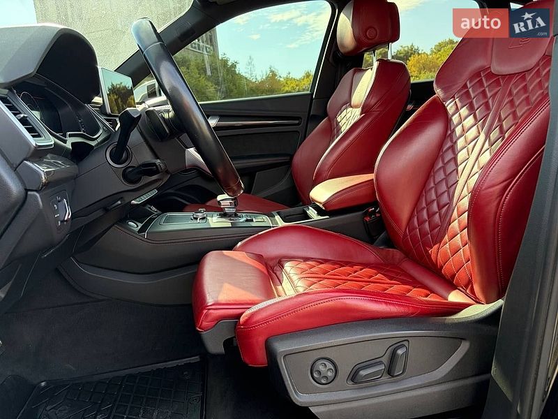 Позашляховик / Кросовер Audi SQ5 2017 в Львові