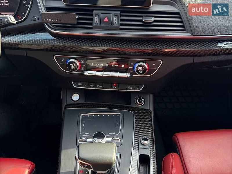 Позашляховик / Кросовер Audi SQ5 2017 в Львові