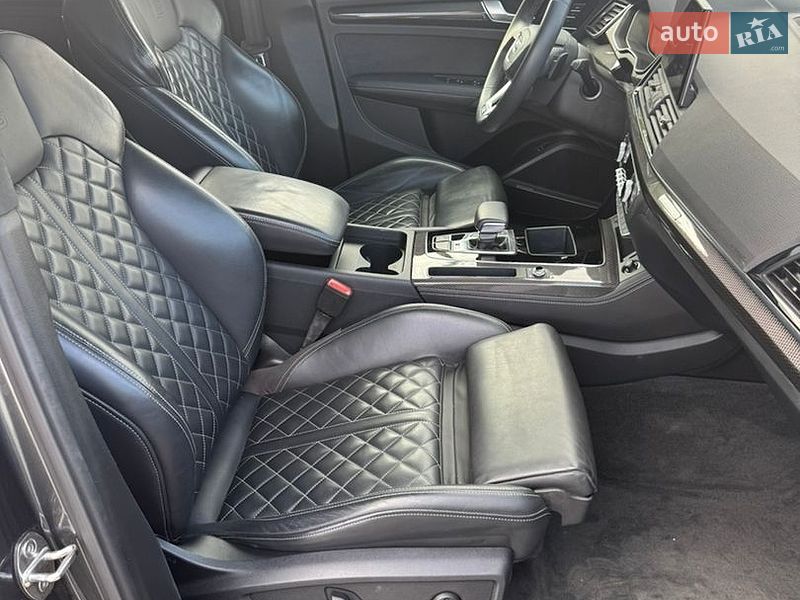 Позашляховик / Кросовер Audi SQ5 2023 в Стрию