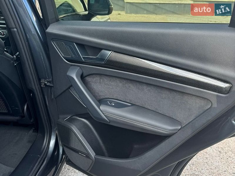 Позашляховик / Кросовер Audi SQ5 2023 в Стрию