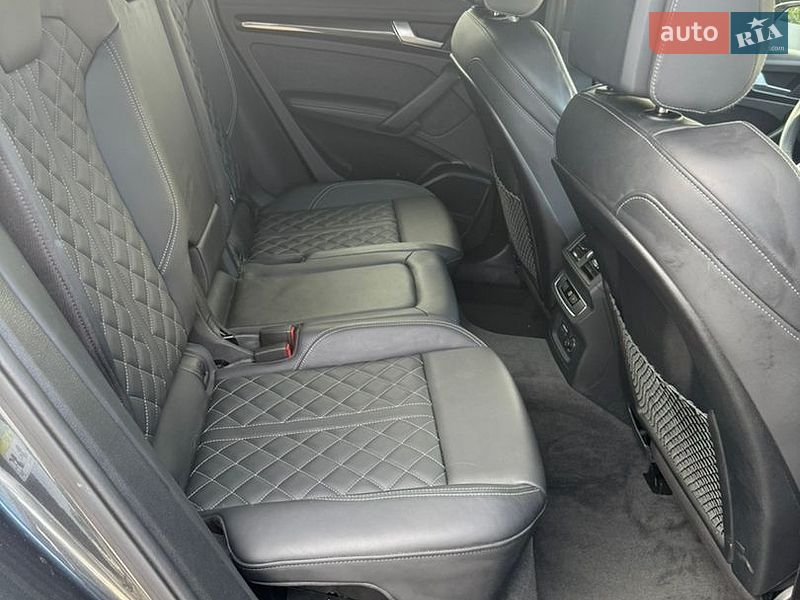 Позашляховик / Кросовер Audi SQ5 2023 в Стрию