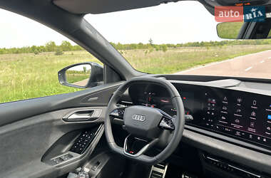 Внедорожник / Кроссовер Audi SQ6 e-tron 2024 в 