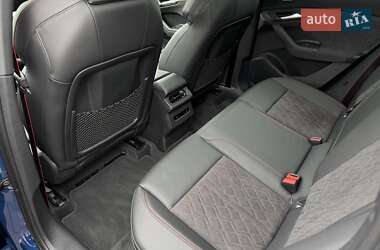 Внедорожник / Кроссовер Audi SQ6 Sportback e-tron 2024 в 