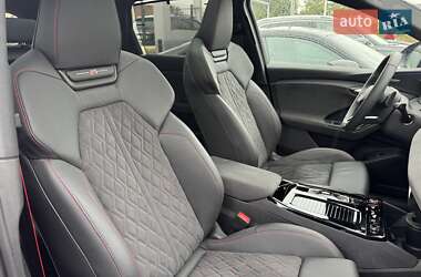 Внедорожник / Кроссовер Audi SQ6 Sportback e-tron 2024 в 