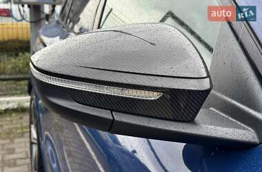 Внедорожник / Кроссовер Audi SQ6 Sportback e-tron 2024 в 