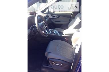 Внедорожник / Кроссовер Audi SQ7 2016 в 