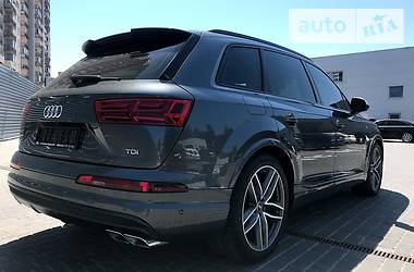 Внедорожник / Кроссовер Audi SQ7 2018 в Одессе