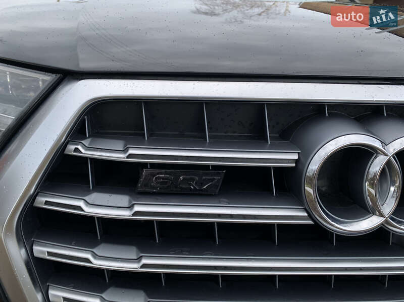Внедорожник / Кроссовер Audi SQ7 2016 в Яготине фото 2 Внедорожник / Кроссовер Audi SQ7 2016 в Яготине