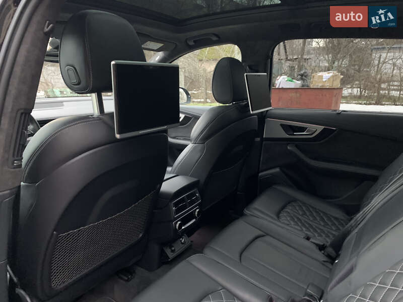 Внедорожник / Кроссовер Audi SQ7 2016 в Яготине фото 24 Внедорожник / Кроссовер Audi SQ7 2016 в Яготине
