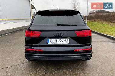 Позашляховик / Кросовер Audi SQ7 2017 в 