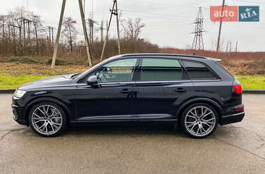 Позашляховик / Кросовер Audi SQ7 2017 в 