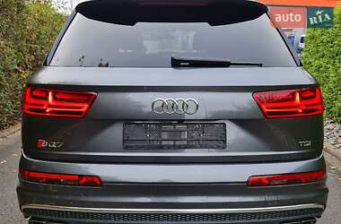 Внедорожник / Кроссовер Audi SQ7 2017 в 