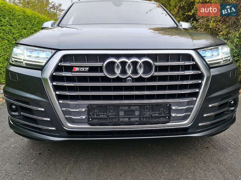 Позашляховик / Кросовер Audi SQ7 2017 в Бердичеві