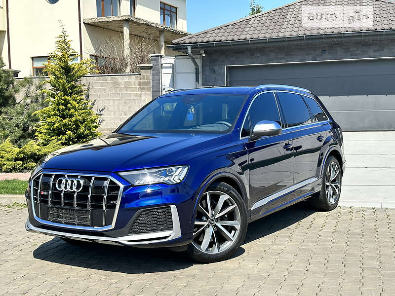 Внедорожник / Кроссовер Audi SQ7 2021 в 