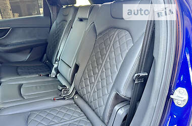Внедорожник / Кроссовер Audi SQ7 2021 в 