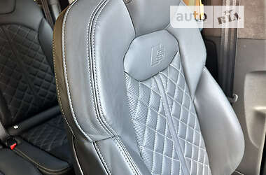 Внедорожник / Кроссовер Audi SQ7 2021 в 