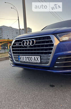 Внедорожник / Кроссовер Audi SQ7 2017 в 