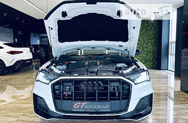 Позашляховик / Кросовер Audi SQ7 2023 в Києві