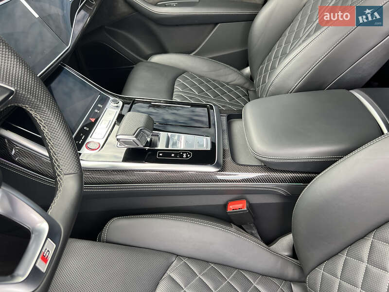 Внедорожник / Кроссовер Audi SQ7 2021 в Кривом Роге фото 20 Внедорожник / Кроссовер Audi SQ7 2021 в Кривом Роге