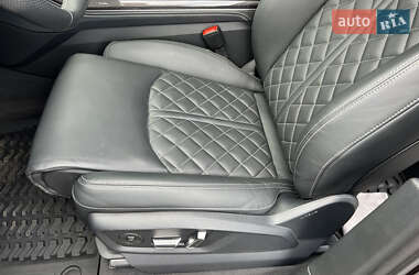 Внедорожник / Кроссовер Audi SQ7 2021 в 
