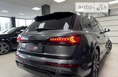 Внедорожник / Кроссовер Audi SQ7 2021 в Тернополе