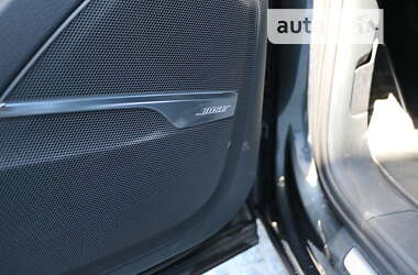 Позашляховик / Кросовер Audi SQ7 2018 в Дніпрі